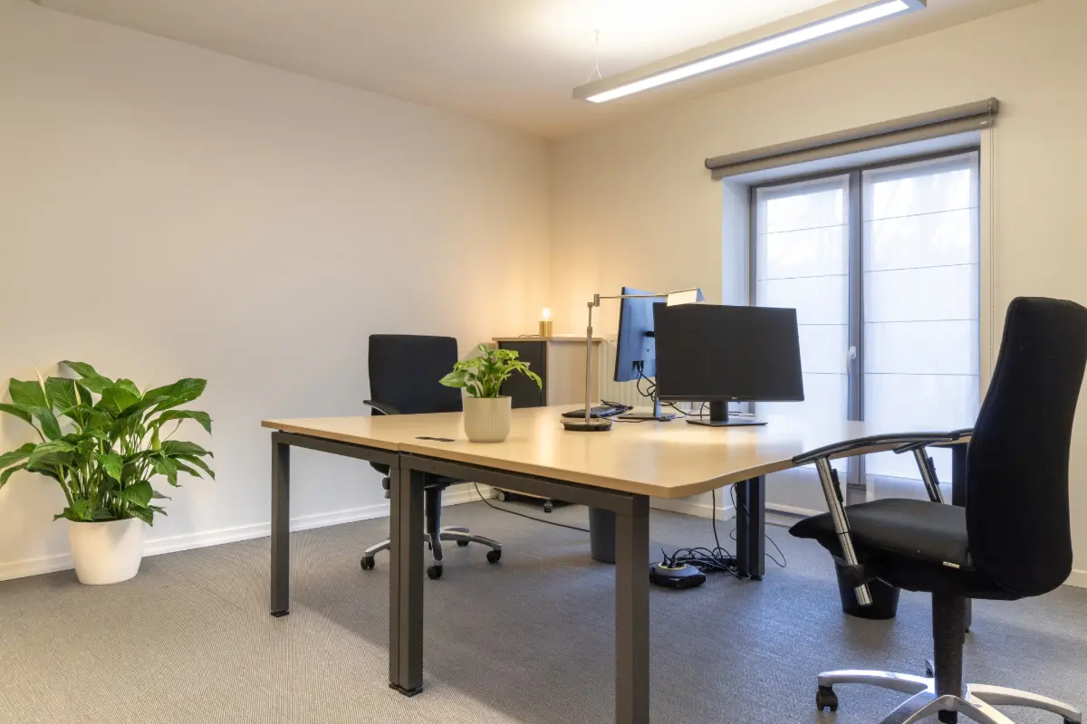 Handelszaak te  huur in Bierges 1301 250.00€  slaapkamers 9.00m² - Zoekertje 782729