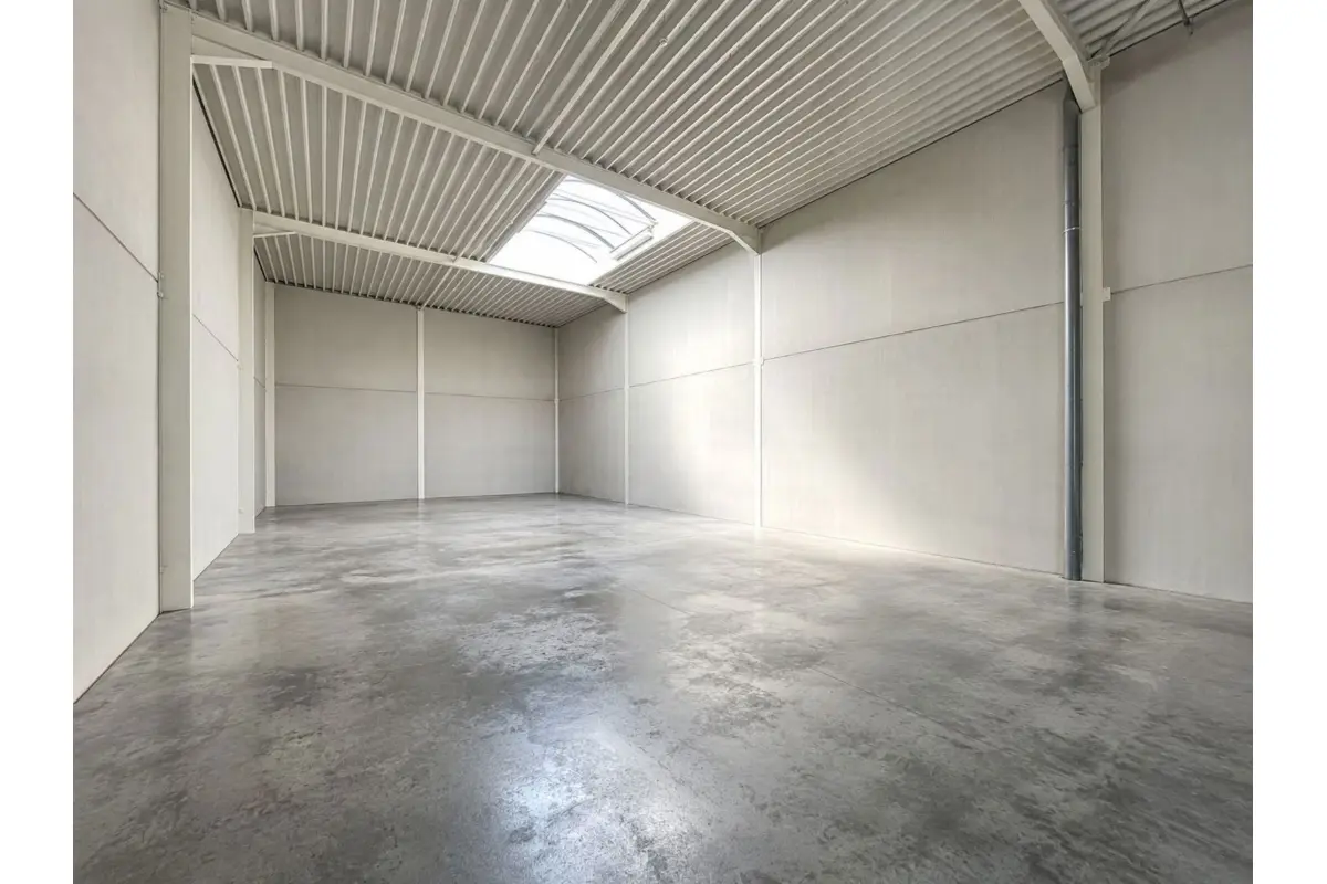Handelszaak te  koop in Eigenbrakel 1420 399500.00€  slaapkamers 241.00m² - Zoekertje 782560