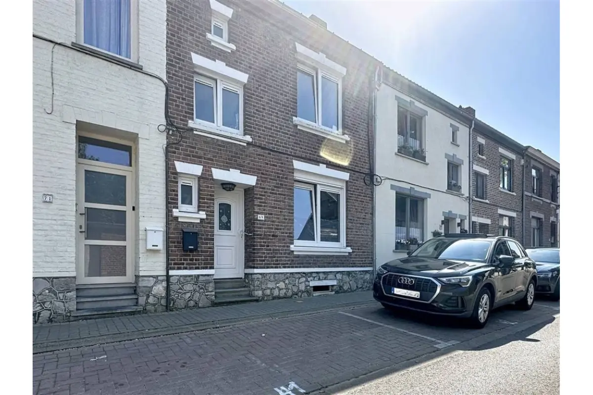 Huis te  in Geldenaken 1370 1250.00€ 3 slaapkamers 120.00m² - Zoekertje 784206