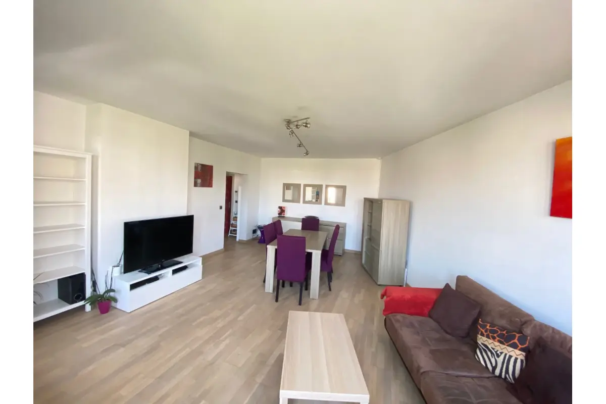 Appartement te  in Koekelberg 1081 205000.00€ 1 slaapkamers 72.00m² - Zoekertje 783701