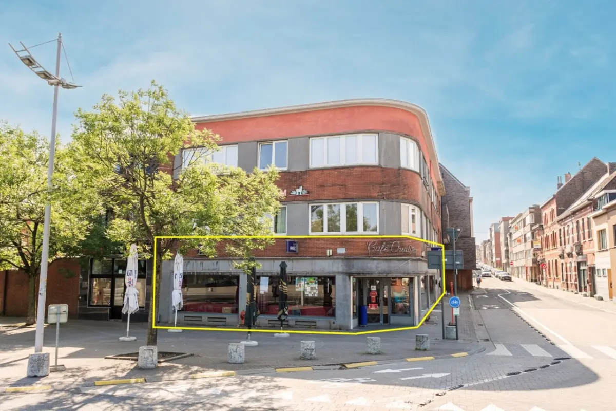 Huis te  koop in Hal 1500 489000.00€  slaapkamers m² - Zoekertje 783968