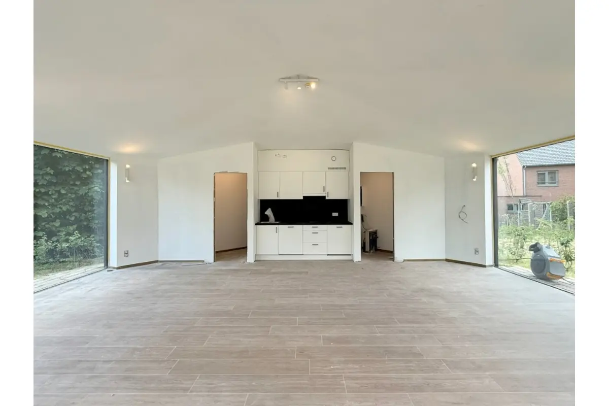 Commerce à louer à Heverlee 3001 1600.00€  chambres m² - Annonce 785048