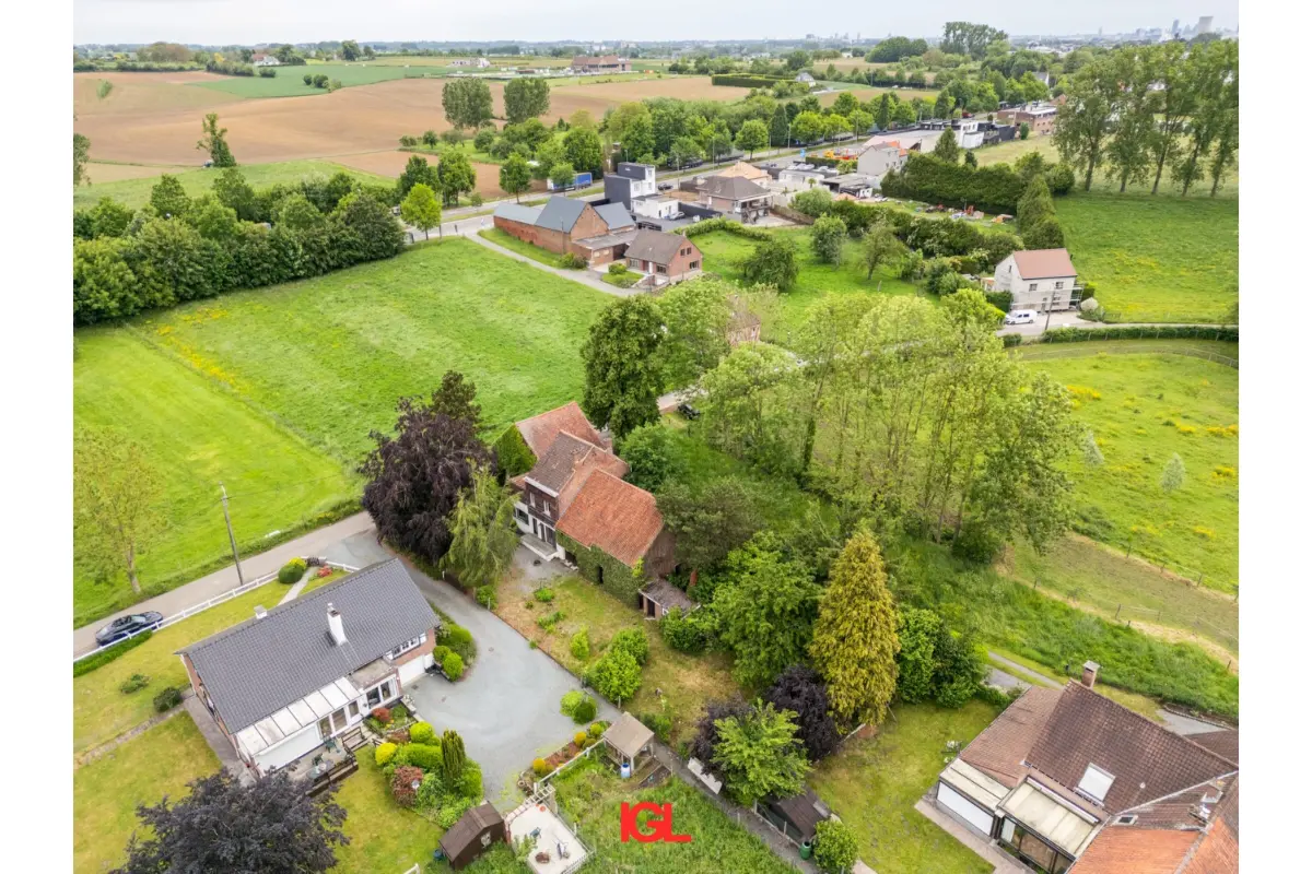 Commerce à  à Lot 1651 459000.00€ 2 chambres 174.00m² - Annonce 785329