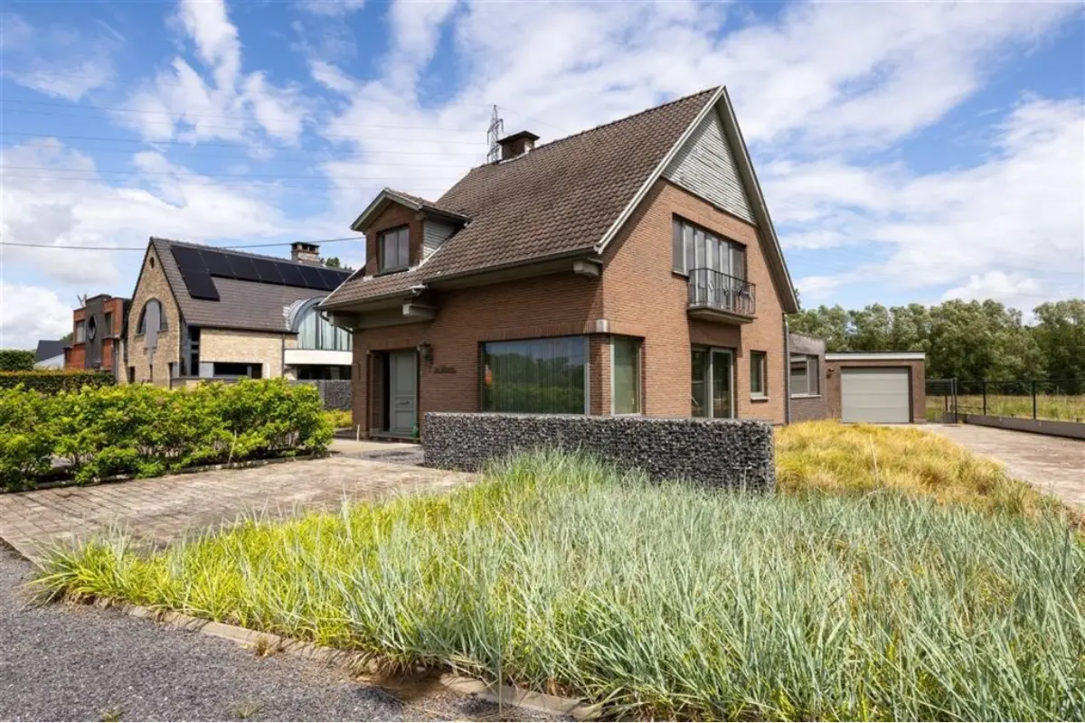 Villa te  koop in Roosdaal 1760 489000.00€ 3 slaapkamers 180.00m² - Zoekertje 785284