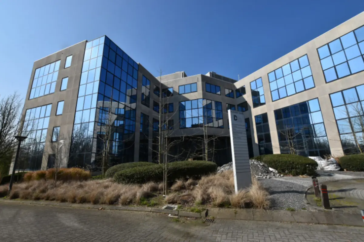 Handelszaak te  koop in Sint-Stevens-Woluwe 1932 1000000.00€  slaapkamers 9341.00m² - Zoekertje 786184