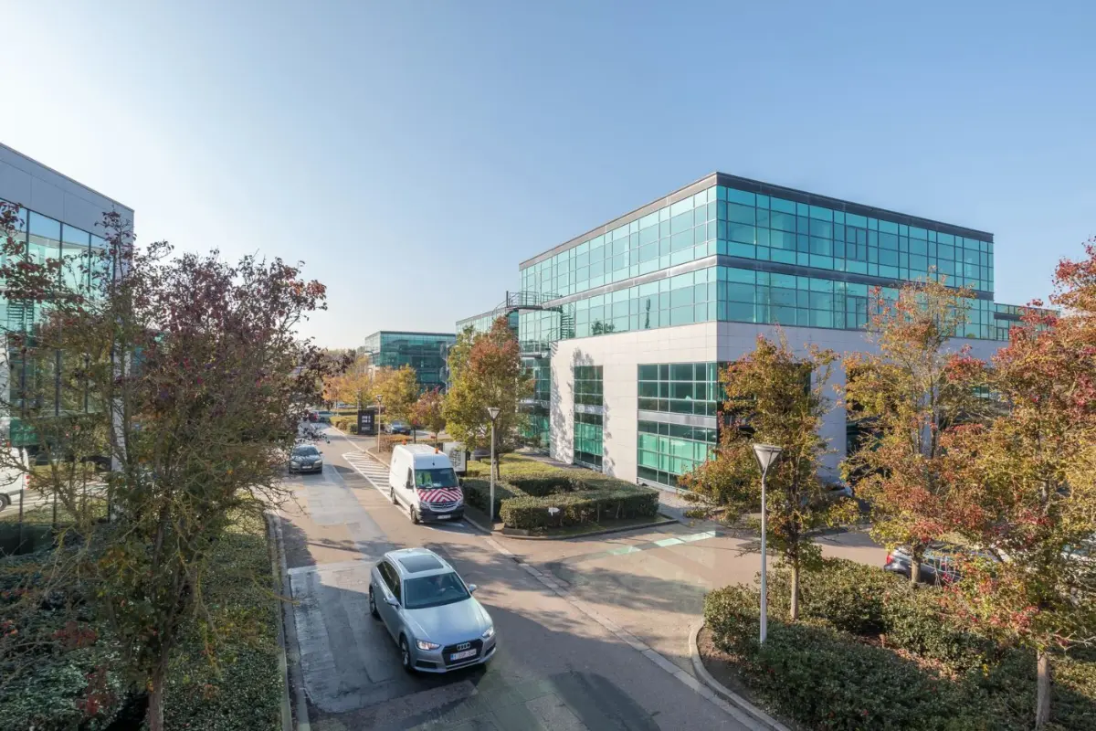 Handelszaak te  huur in Vilvoorde 1800 3990.00€  slaapkamers 383.00m² - Zoekertje 786360