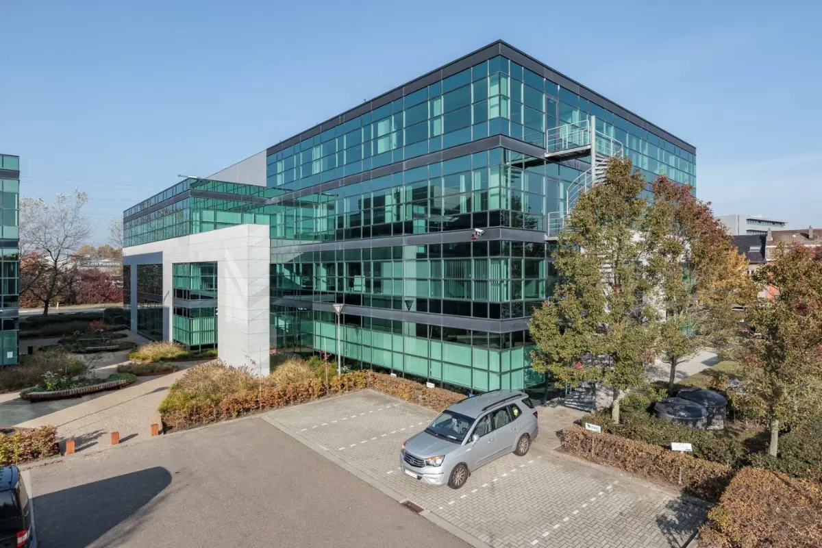 Handelszaak te  huur in Vilvoorde 1800 6000.00€  slaapkamers 576.00m² - Zoekertje 786359