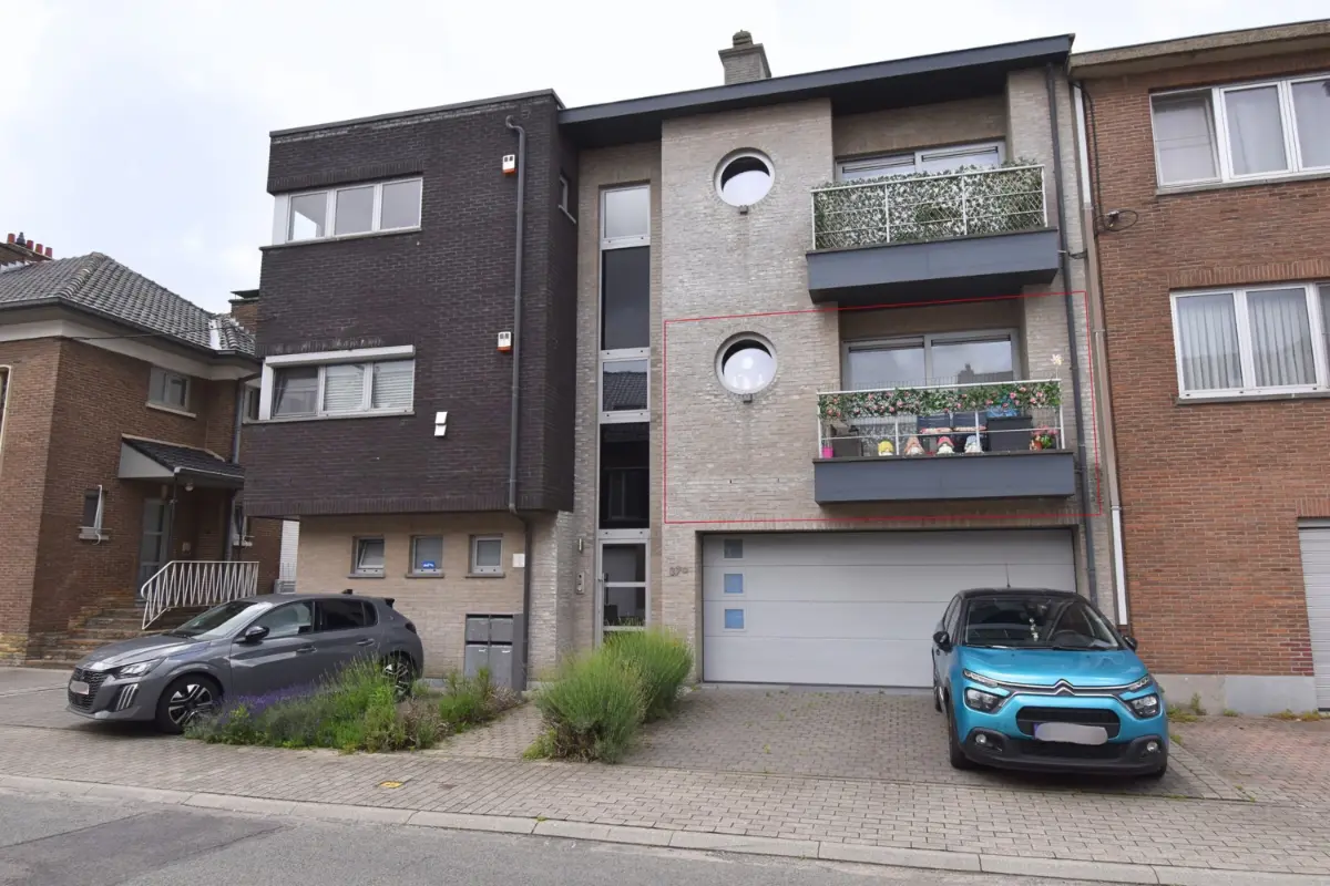 Appartement à  à Leeuw-Saint-Pierre 1600 1025.00€ 2 chambres 67.00m² - Annonce 786404