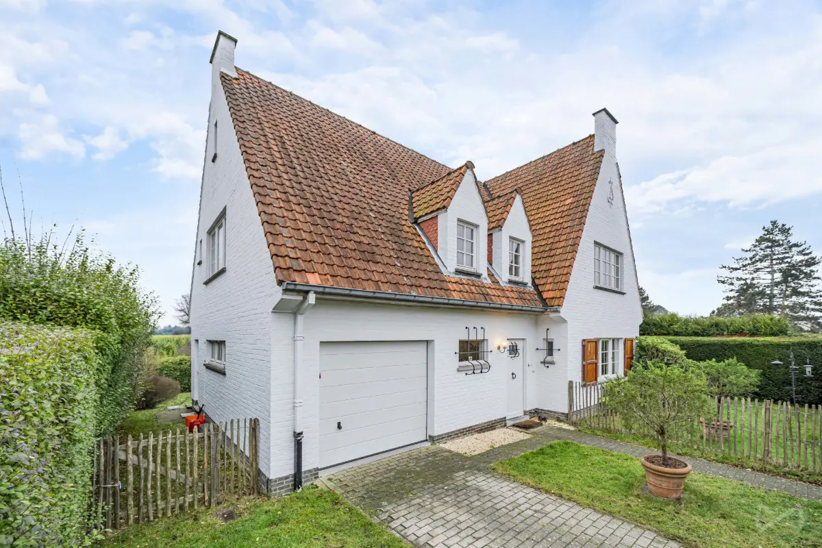 Maison à vendre à Rhode-Saint-Genese 1640 695000.00€ 4 chambres 151.00m² - Annonce 786236