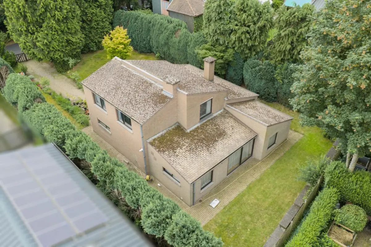 Villa te  koop in Linkebeek 1630 710000.00€ 3 slaapkamers 206.00m² - Zoekertje 786621