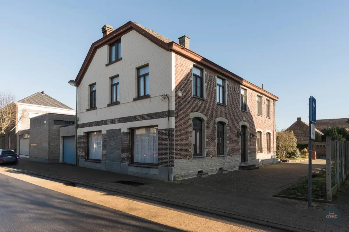 Huis te  koop in Kampenhout 1910 449000.00€ 4 slaapkamers 264.00m² - Zoekertje 786593