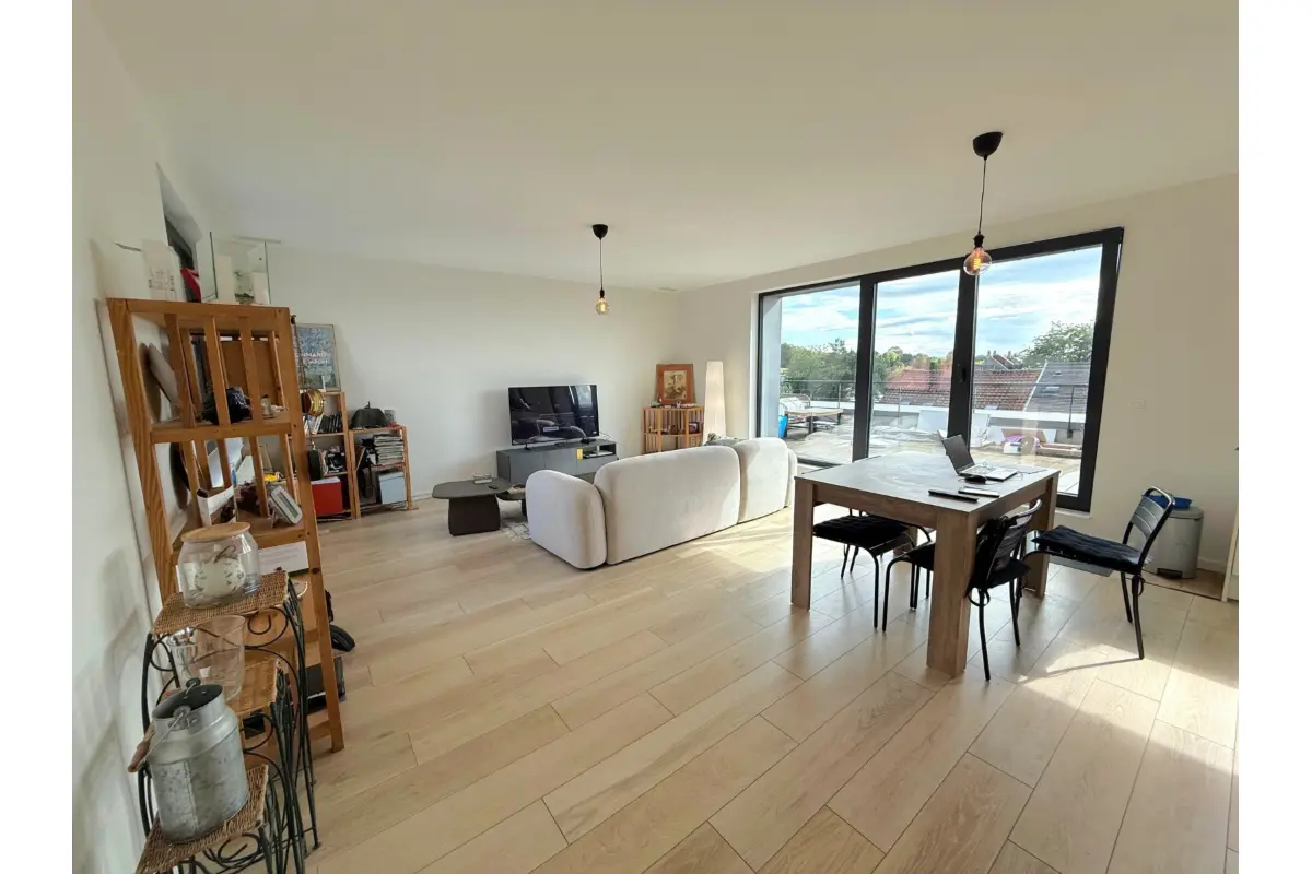 Penthouse te  in Ukkel 1180 1630.00€ 2 slaapkamers 98.00m² - Zoekertje 786772