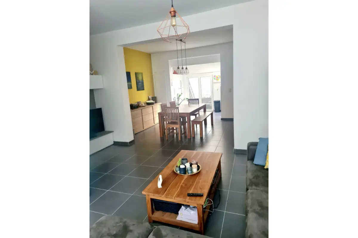 Huis te  koop in Hal 1500 339000.00€ 3 slaapkamers 133.00m² - Zoekertje 786779