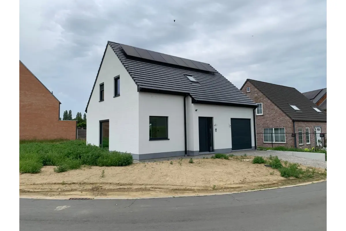 Huis te  koop in Opwijk 1745 569055.00€ 4 slaapkamers 245.00m² - Zoekertje 787492