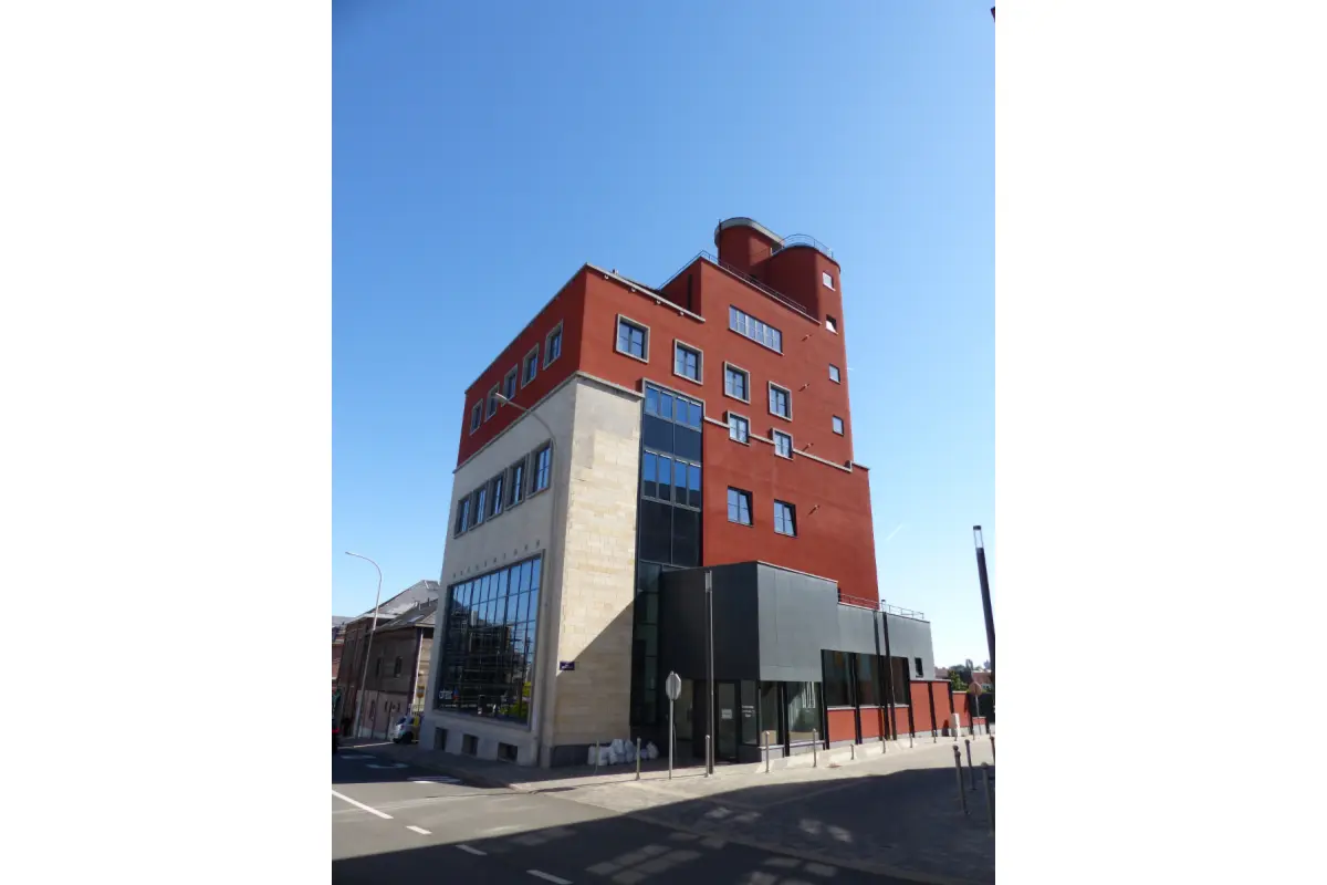 Appartement te  huur in Nijvel 1400 1050.00€ 2 slaapkamers 104.00m² - Zoekertje 787399