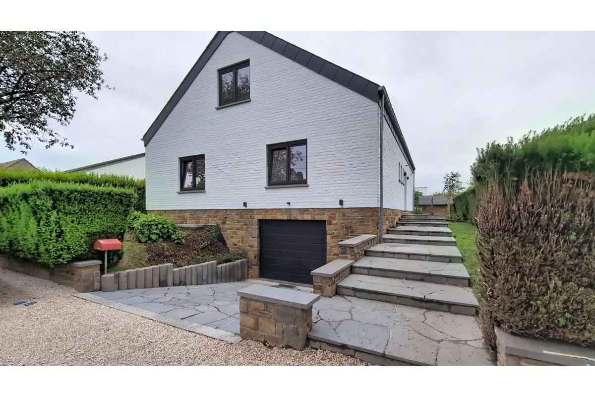 Villa te  huur in Eigenbrakel 1420 2650.00€ 4 slaapkamers 200.00m² - Zoekertje 787366
