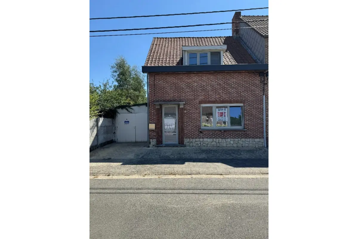Huis te  koop in Hofstade 1981 325000.00€  slaapkamers m² - Zoekertje 788531