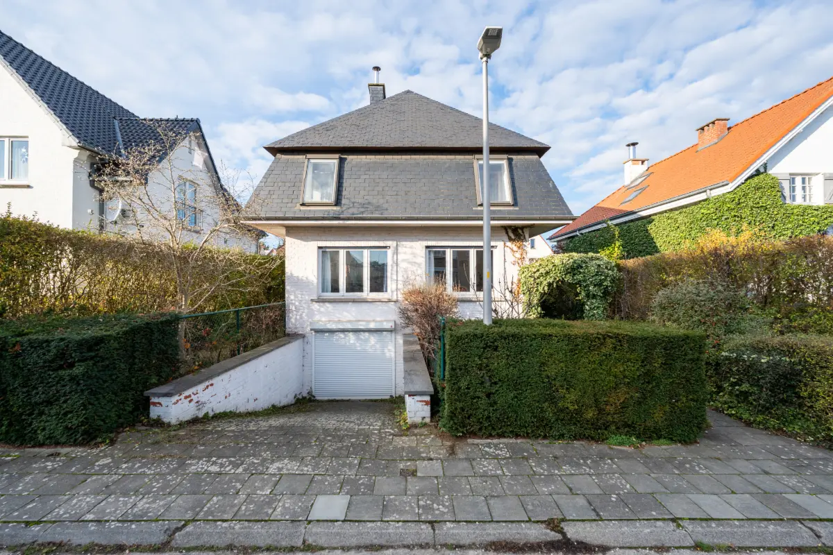 Huis te  koop in Wezembeek-Oppem 1970 695000.00€ 4 slaapkamers 166.00m² - Zoekertje 789668