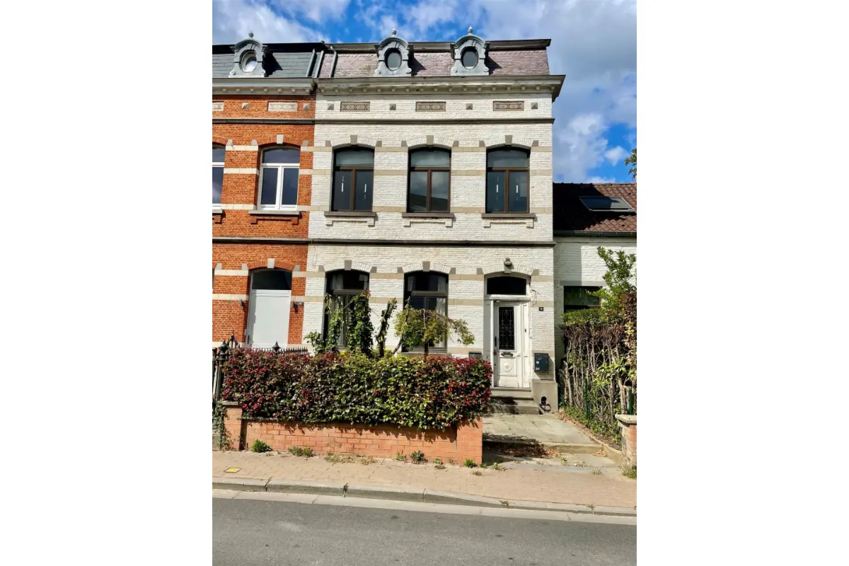 Appartement te  in Chaumont-Gistoux 1325 565000.00€ 4 slaapkamers 197.00m² - Zoekertje 789117