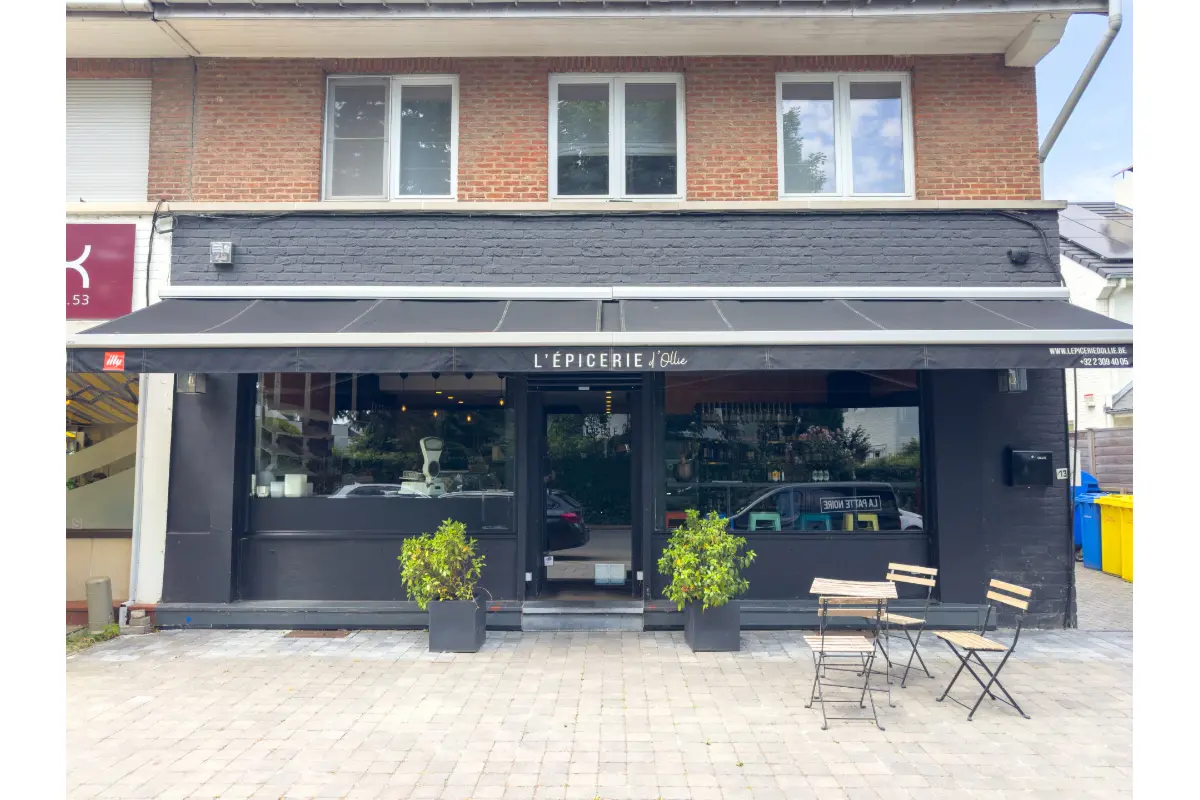 Handelszaak te  in Wezembeek-Oppem 1970 349000.00€  slaapkamers 110.00m² - Zoekertje 790598