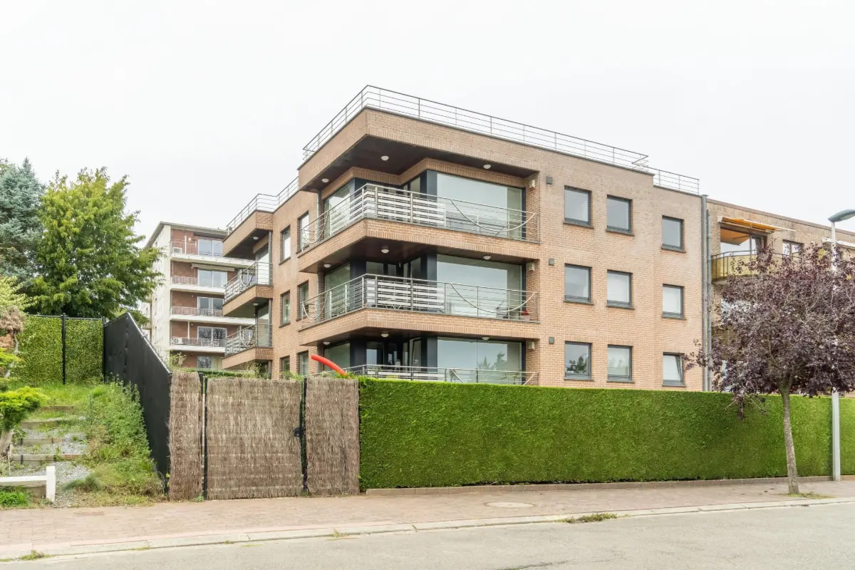 Appartement te  huur in Waterloo 1410 1600.00€ 2 slaapkamers 110.00m² - Zoekertje 790497