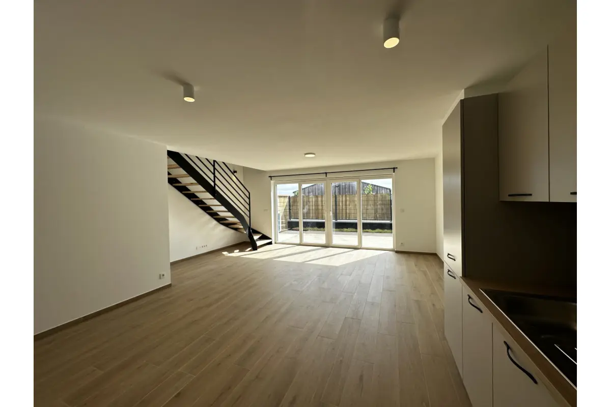 Appartement te  in Bassilly 7830 1150.00€ 2 slaapkamers 90.00m² - Zoekertje 790117