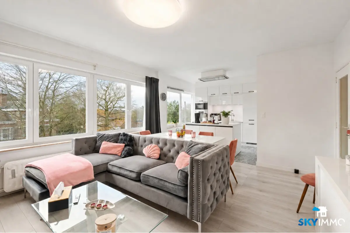 Appartement à vendre à Leeuw-Saint-Pierre 1600 229000.00€ 2 chambres 70.00m² - Annonce 790065