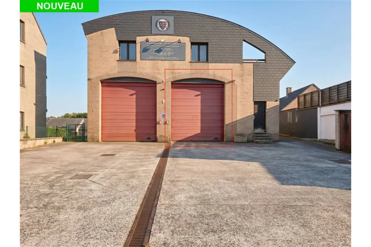 Handelszaak te  in Mont-Saint-Guibert 1435 2500.00€  slaapkamers 750.00m² - Zoekertje 790592