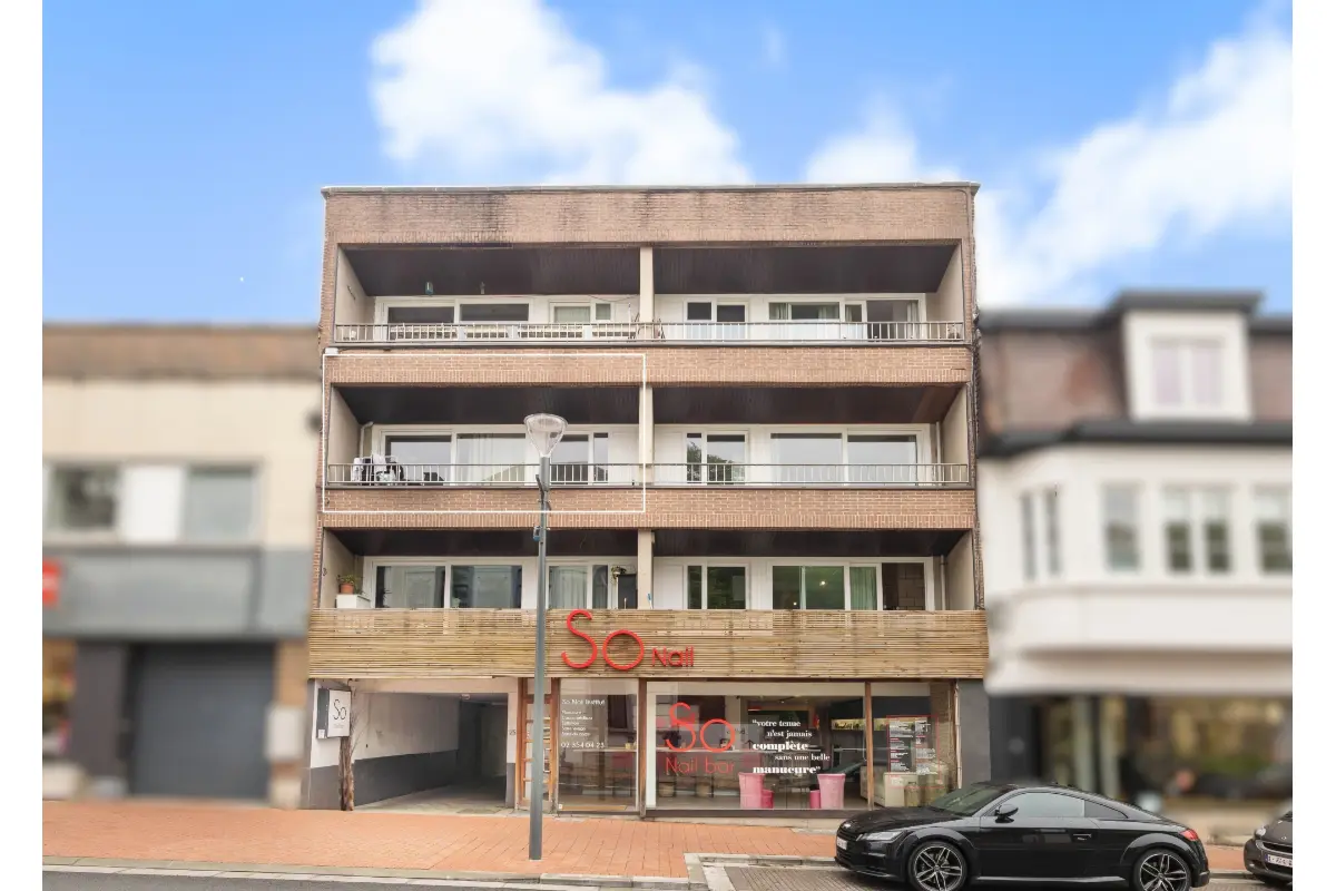 Appartement te  koop in Waterloo 1410 325000.00€ 2 slaapkamers 88.00m² - Zoekertje 790455