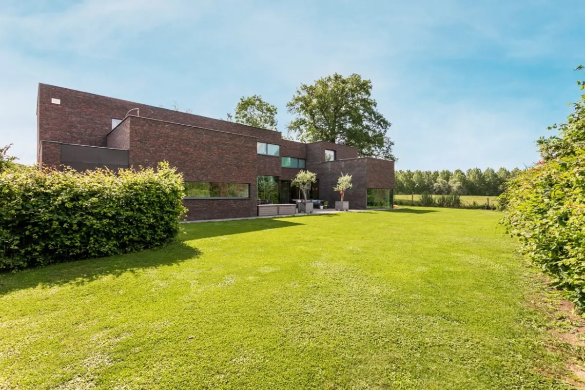 Huis te  koop in Herfelingen 1540 1290000.00€ 5 slaapkamers 465.00m² - Zoekertje 790438