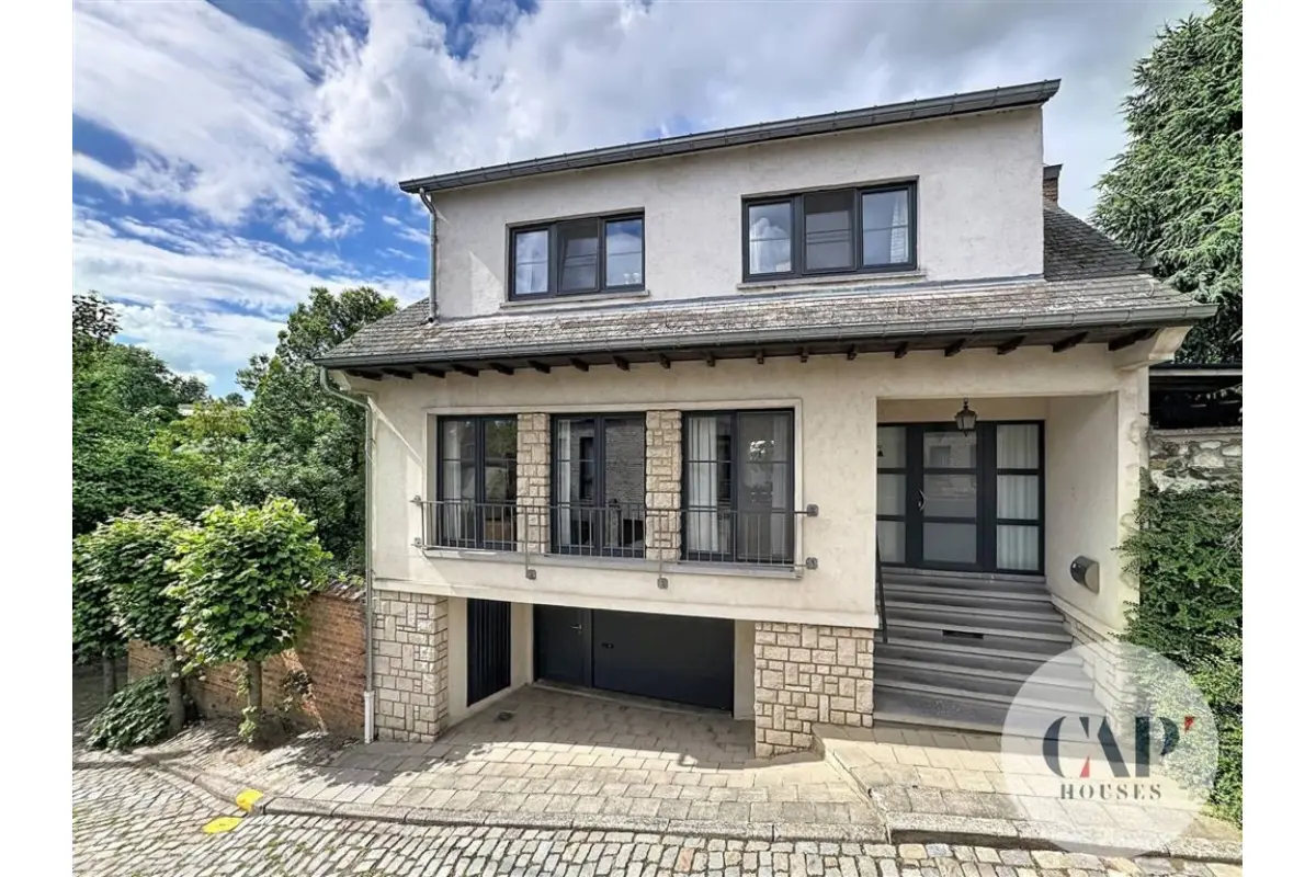 Huis te  koop in Geldenaken 1370 485000.00€ 4 slaapkamers 200.00m² - Zoekertje 792208