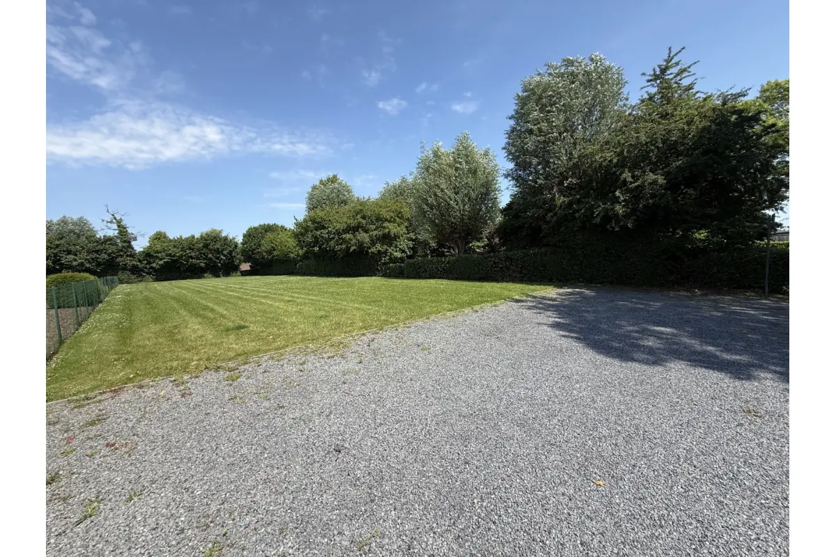 Grond te  koop in Vlezenbeek 1602 295000.00€  slaapkamers m² - Zoekertje 792092