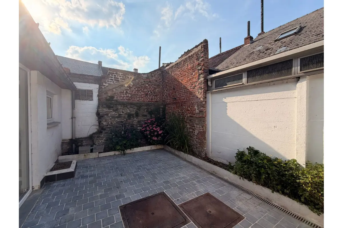 Huis te  in Petit-Roeulx-lez-Braine 7090 975.00€ 3 slaapkamers 145.00m² - Zoekertje 792608