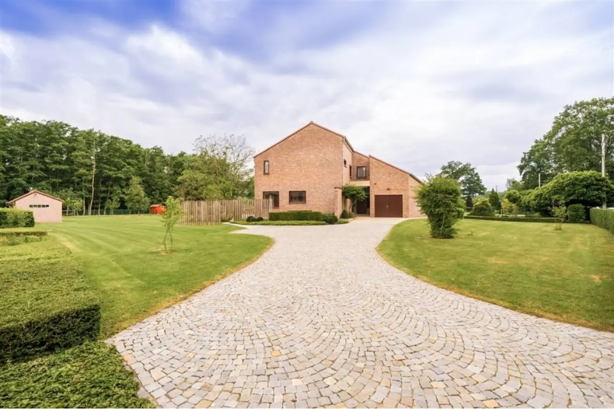 Huis te  koop in Baal 3128 926000.00€ 4 slaapkamers 234.29m² - Zoekertje 794193