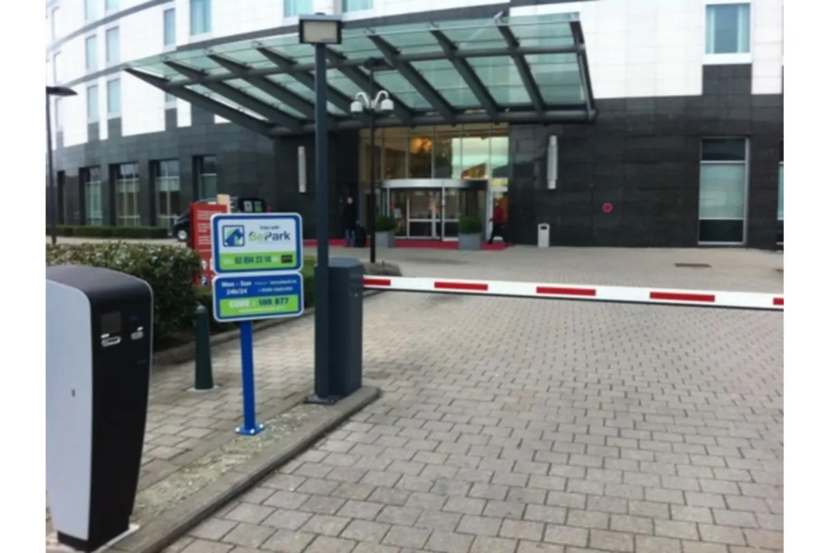 Parking / garage à louer à Nossegem 1930 11.00€  chambres m² - Annonce 793426