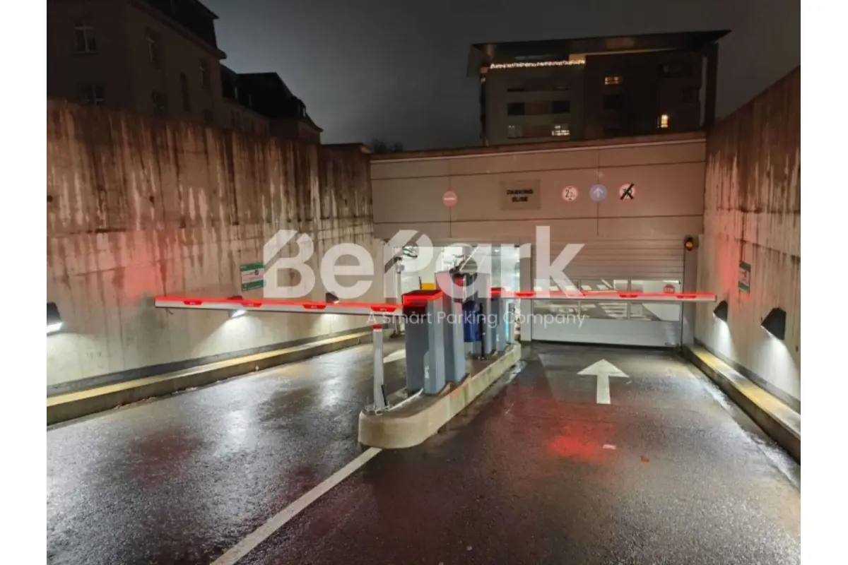 Parking te  huur in Eigenbrakel 1420 250.00€  slaapkamers m² - Zoekertje 793520