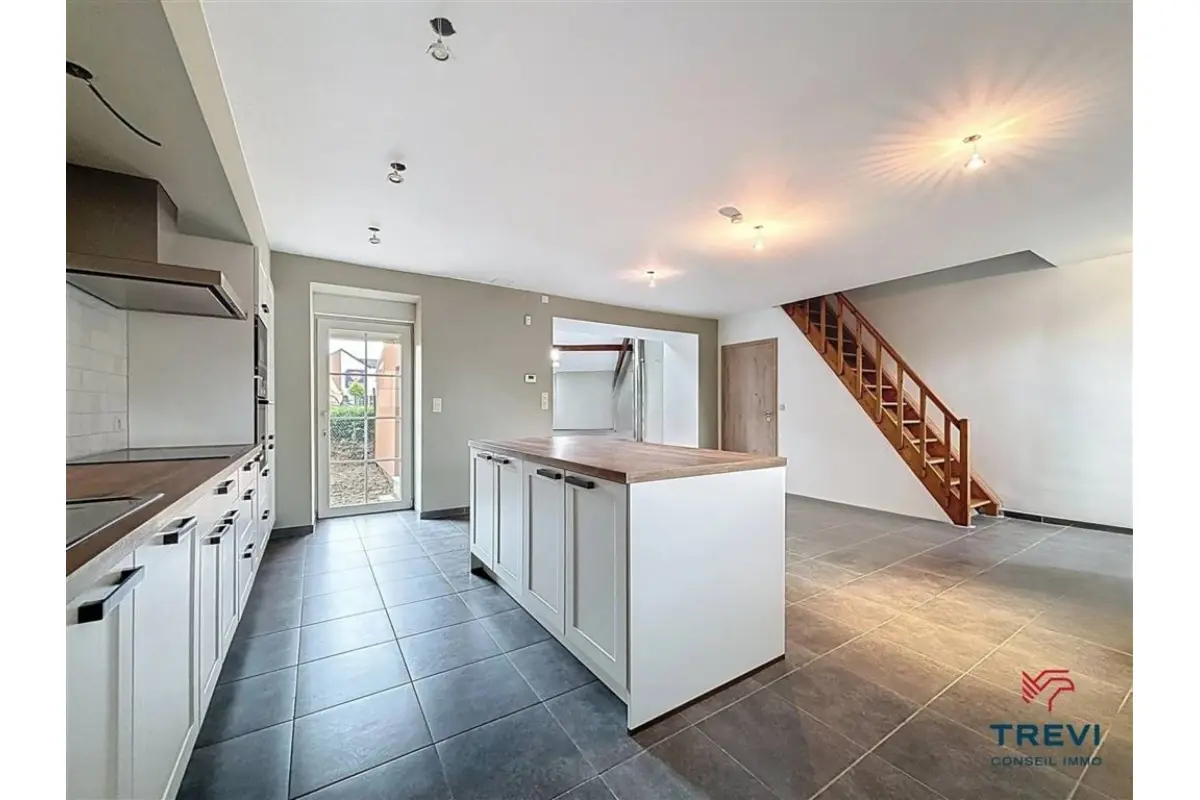 Huis te  in Quenast 1430 1200.00€ 2 slaapkamers 120.00m² - Zoekertje 793703