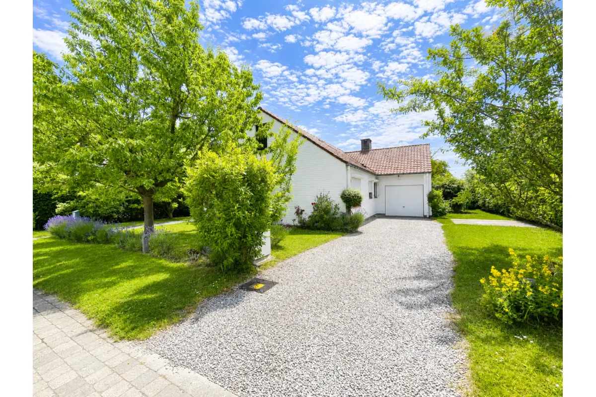 Villa te  in Lasne 1380 580000.00€ 5 slaapkamers 165.00m² - Zoekertje 793710