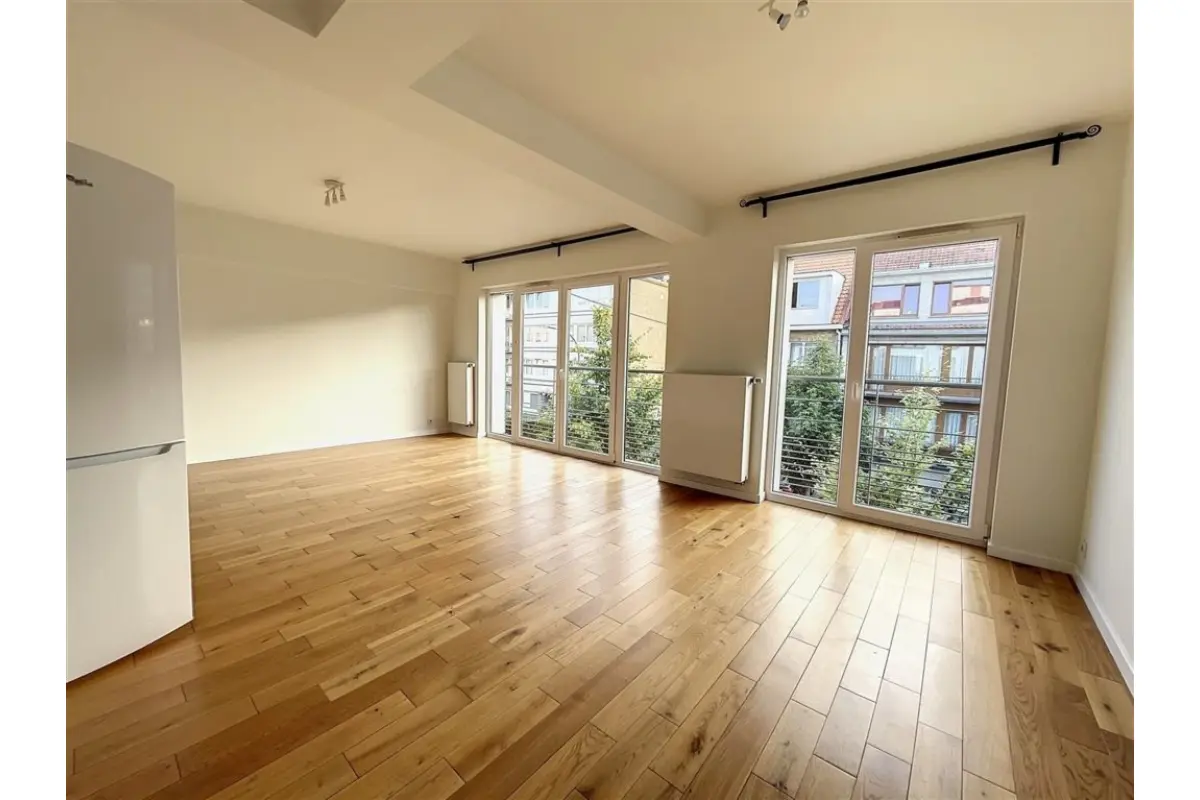 Appartement te  huur in Drogenbos 1620 1290.00€ 2 slaapkamers 88.00m² - Zoekertje 793681