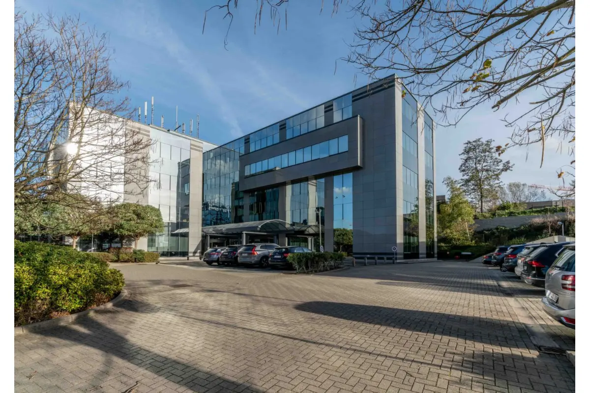 Commerce à louer à Diegem 1831 7609.00€  chambres 794.00m² - Annonce 794377
