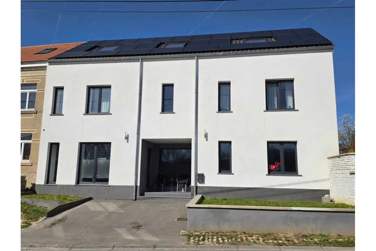 Maison à vendre à Jodoigne-Souveraine 1370 550000.00€ 8 chambres 350.00m² - Annonce 796287