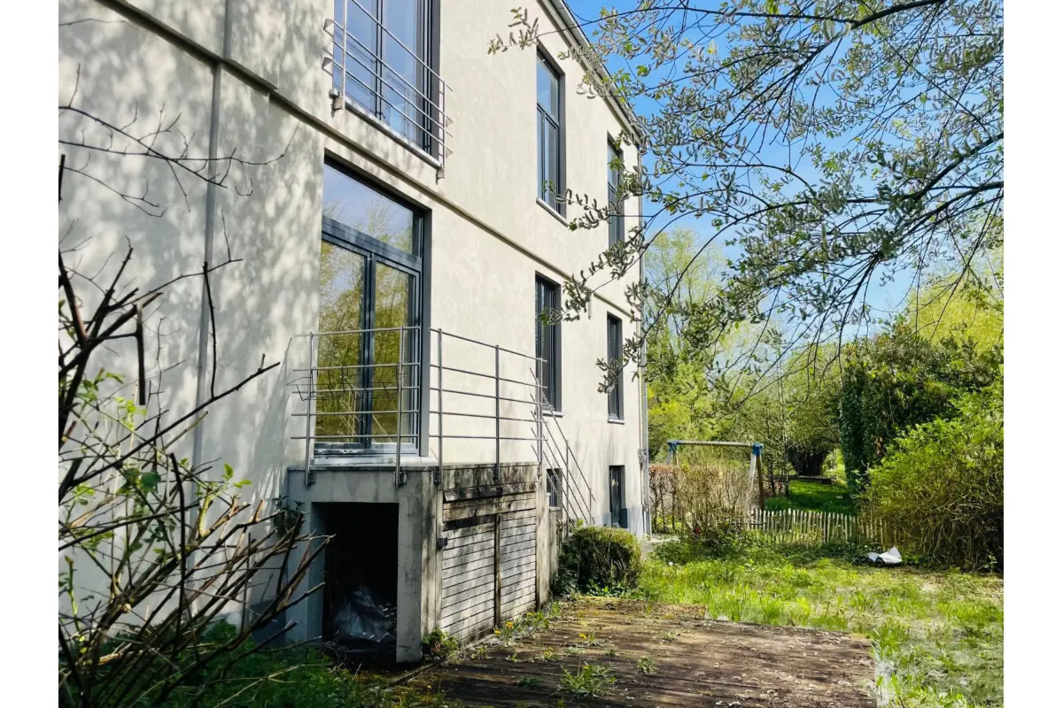 Immeuble mixte à vendre à Lasne 1380 1320000.00€ 11 chambres m² - Annonce 797086