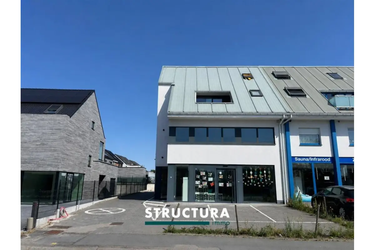 Handelszaak te  in Opwijk 1745 495.00€  slaapkamers 42.00m² - Zoekertje 797174