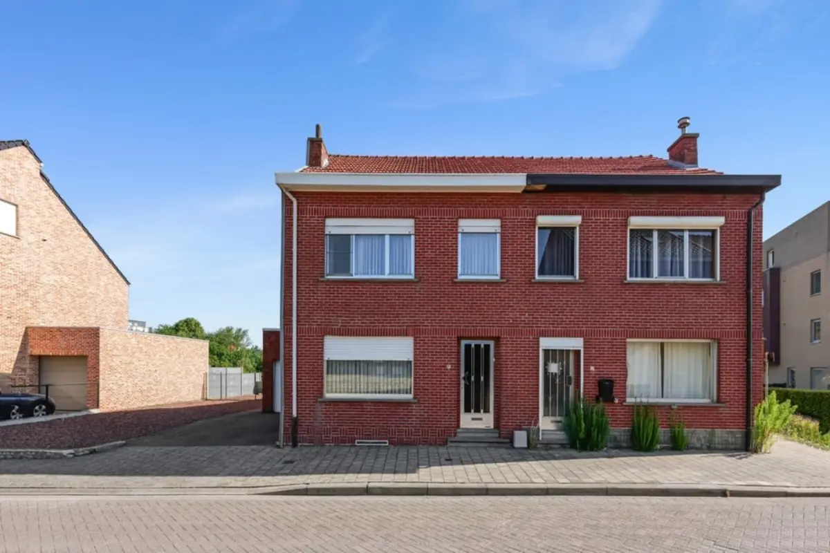 Huis te  koop in Tienen 3300 275000.00€ 3 slaapkamers 122.00m² - Zoekertje 799306