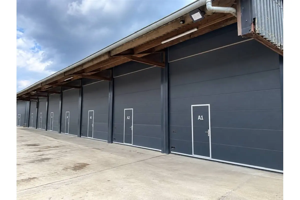 Parking à louer à Marbais 1495 350.00€  chambres m² - Annonce 801405