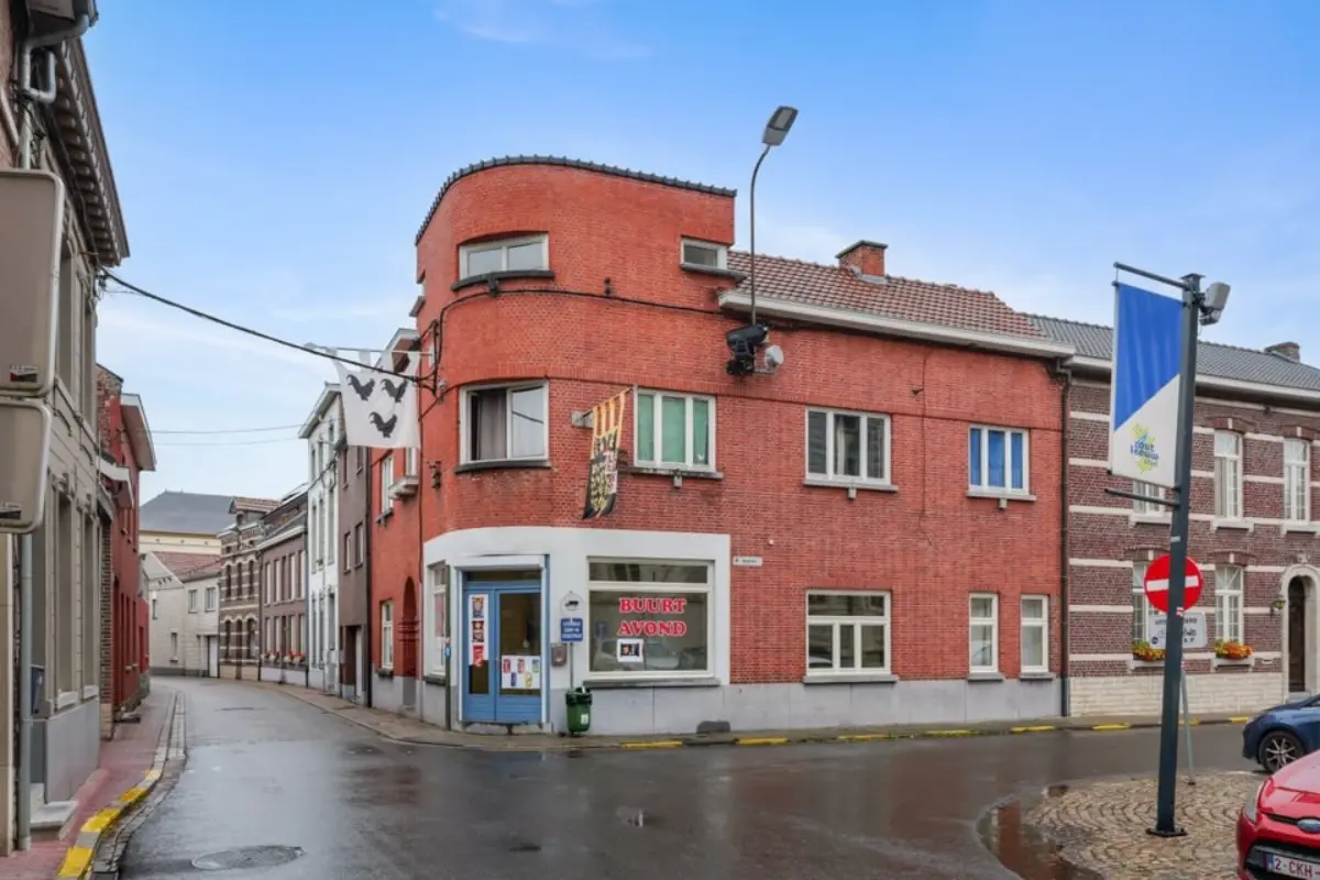 Appartementsgebouw te  koop in Zoutleeuw 3440 375000.00€ 4 slaapkamers 286.00m² - Zoekertje 801661