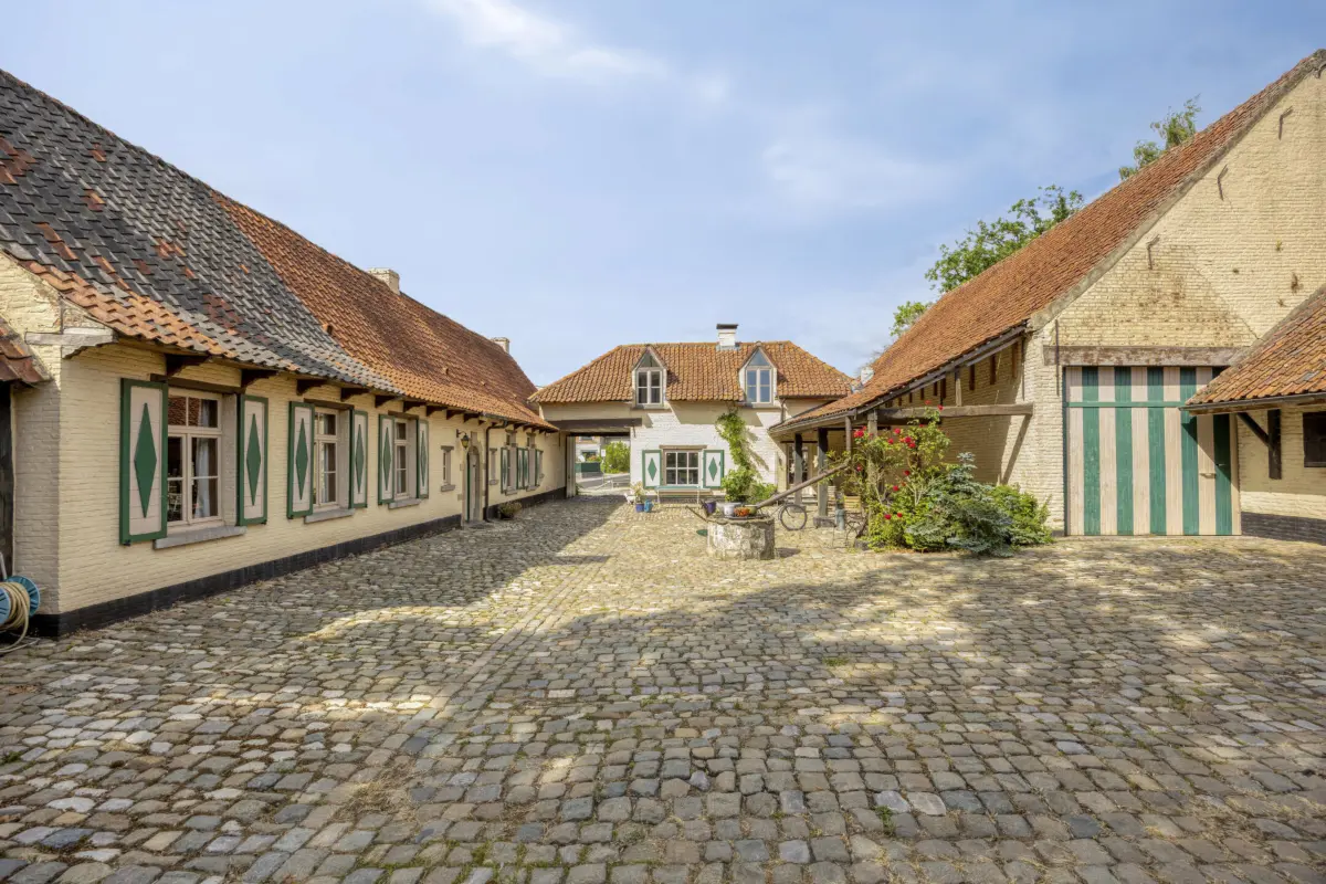 Bungalow te  koop in Affligem 1790 745000.00€ 4 slaapkamers 444.00m² - Zoekertje 803235
