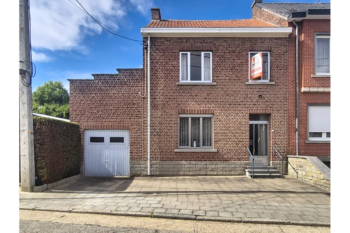 Huis te  koop in Hélécine 1357 200000.00€ 3 slaapkamers 150.00m² - Zoekertje 803941