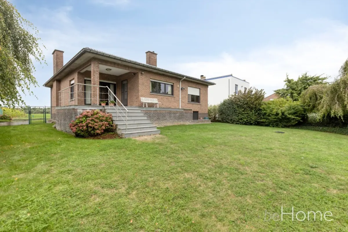 Huis te  koop in Merchtem 1785 499000.00€ 4 slaapkamers 135.00m² - Zoekertje 807154