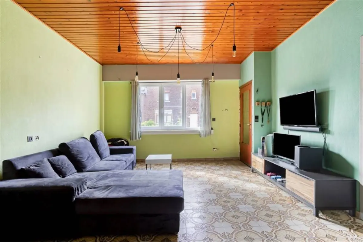 Huis te  koop in Hal 1500 285000.00€ 3 slaapkamers m² - Zoekertje 807701